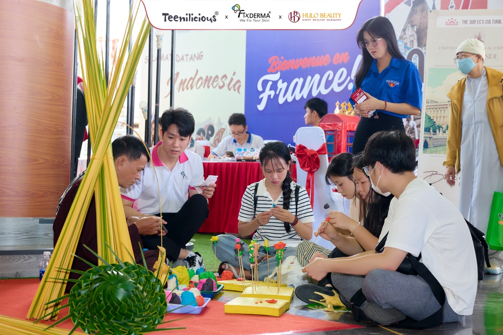 Fixderma x Teenilicious x Hulo Beauty đồng hành cùng The Culture Hub 2025 - Điểm Hẹn Văn Hóa
