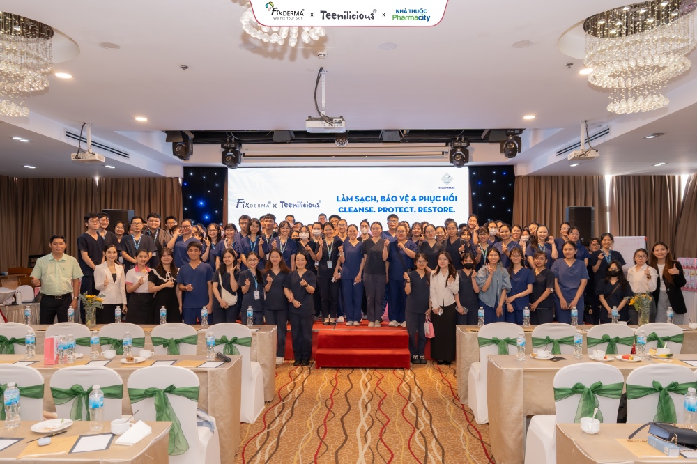 Fixderma & Teenilicious: Đồng Hành Cùng Pharmacity Giới Thiệu Kiến Thức Sản Phẩm Đến Gần 200 Dược Sĩ