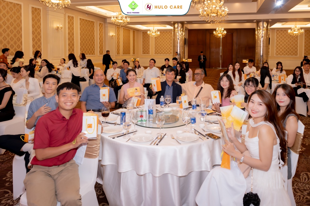 Hulo Group Kỷ Niệm 1 Năm Thành Lập Hulo Care Và Ra Mắt Sản Phẩm Mới Hulo Sheet Mask 