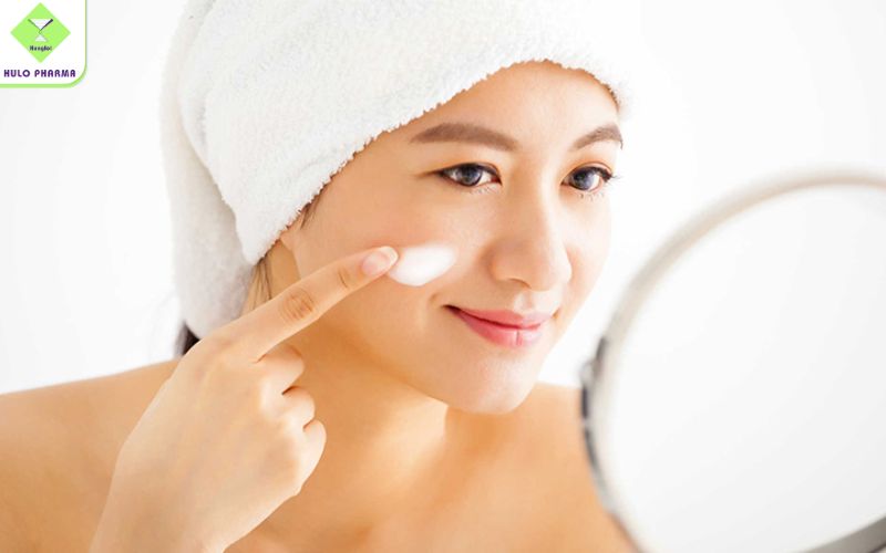 Nếu phát hiện kem dưỡng ẩm bị tách nước nặng cần ngưng sử dụng ngay