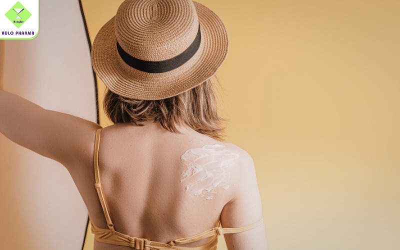 Thoa lại kem chống nắng sau 2-3 tiếng