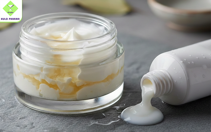 Có thể nhận biết mỹ phẩm bị tách nước qua kết cẩu