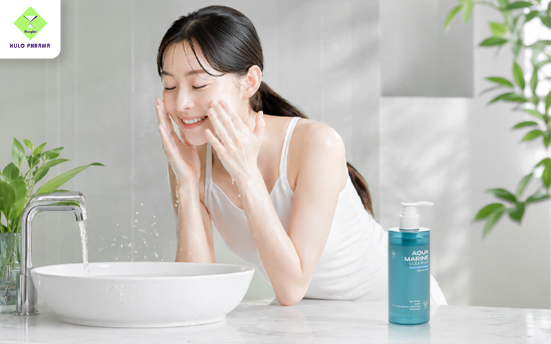 Hậu quả của việc làm sạch quá mức khiến da đổ dầu nhiều hơn.